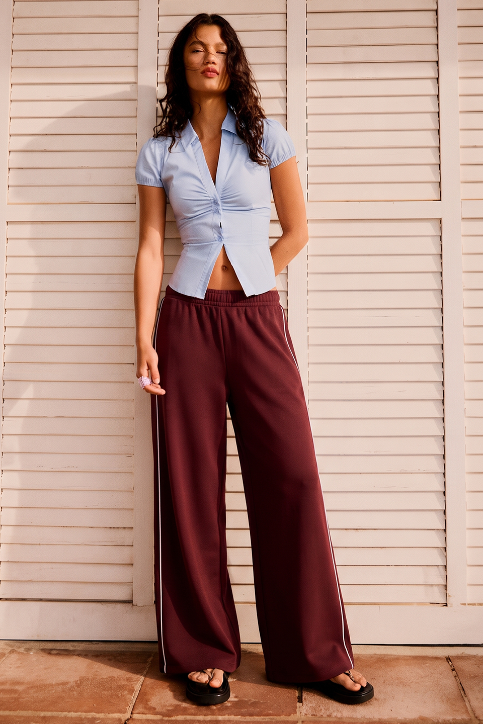 Women Wide-leg Plush Trouser With Trim Detail - Maroon