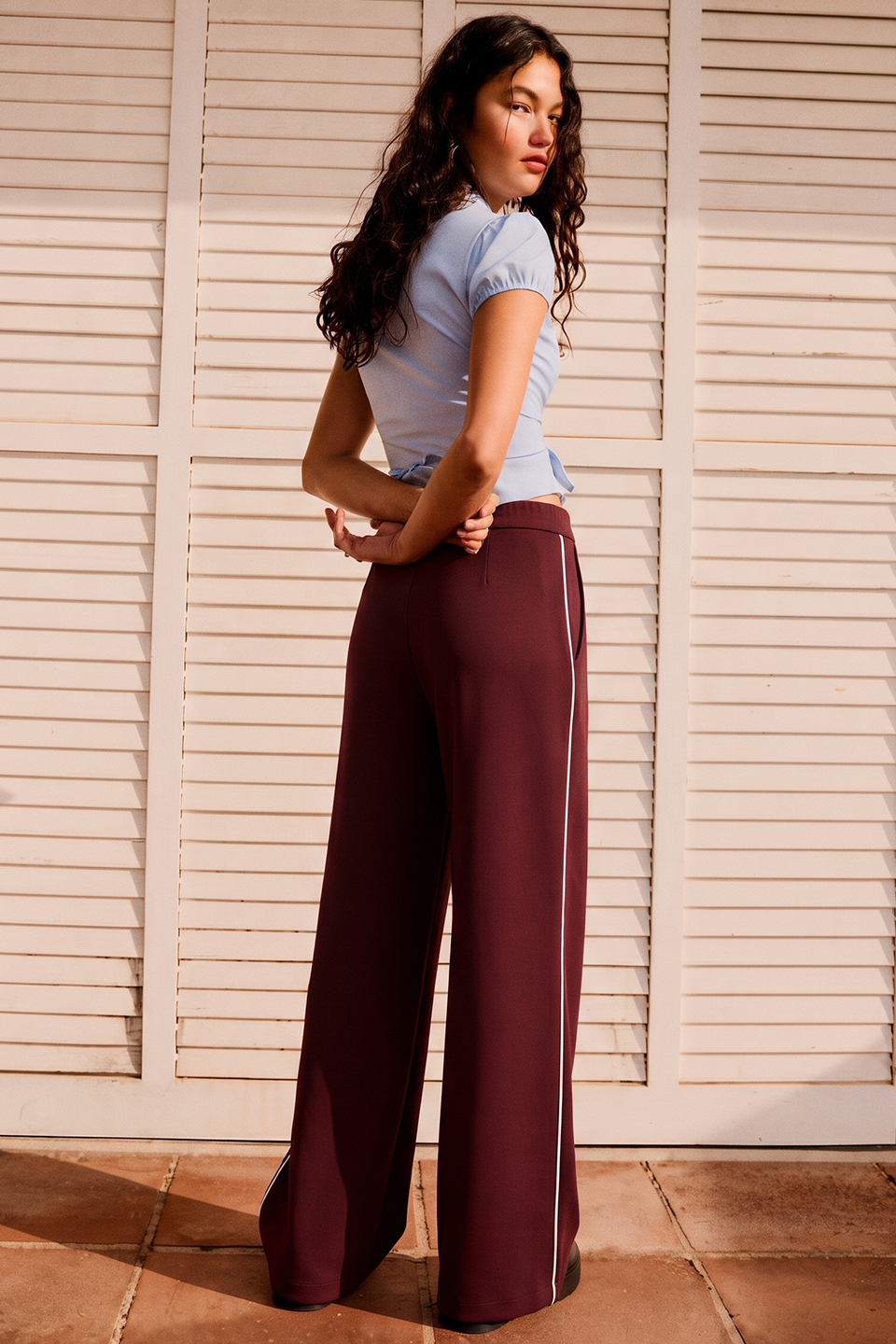 Women Wide-leg Plush Trouser With Trim Detail - Maroon